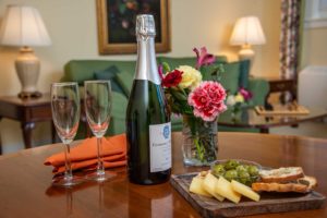 Landmark Original Suites at Geneva On The Lake