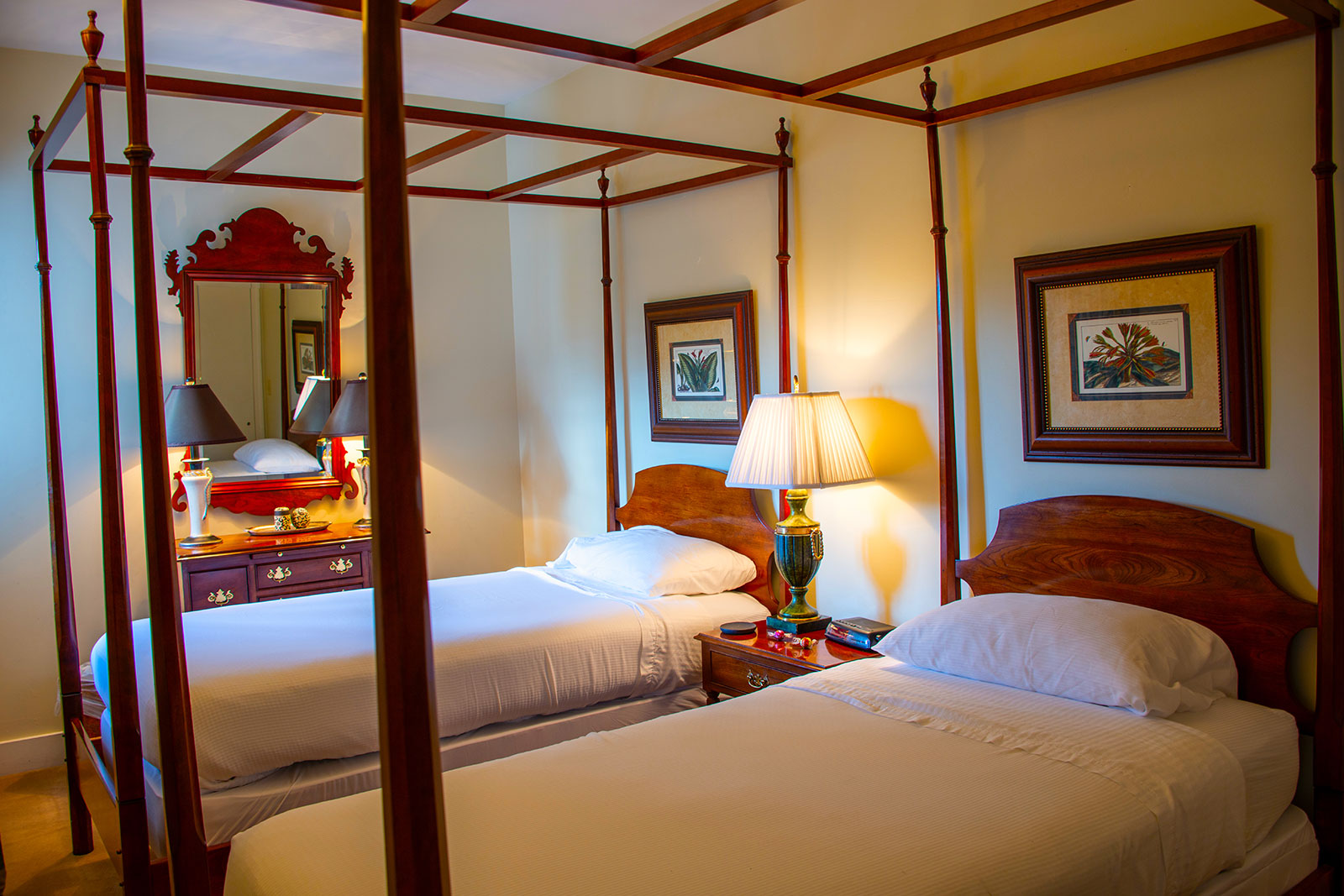 1 Bedroom Suites at Geneva On The Lake