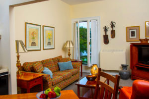 Landmark Suites at Geneva On The Lake