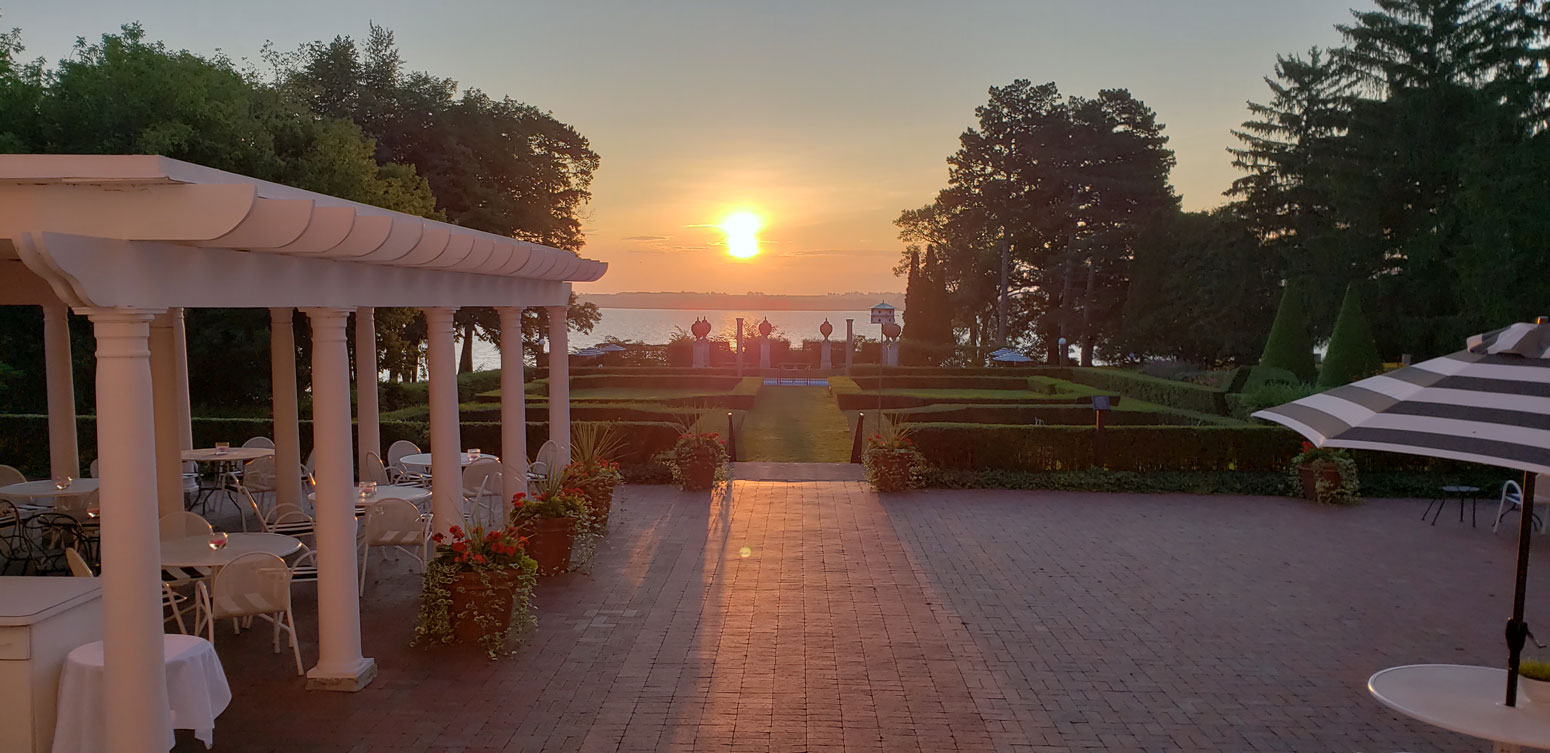 Wine Tour Package at Geneva On The Lake