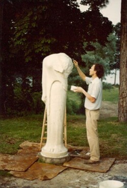 Statue at Geneva On The Lake