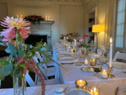 Dining Table at Geneva On The Lake